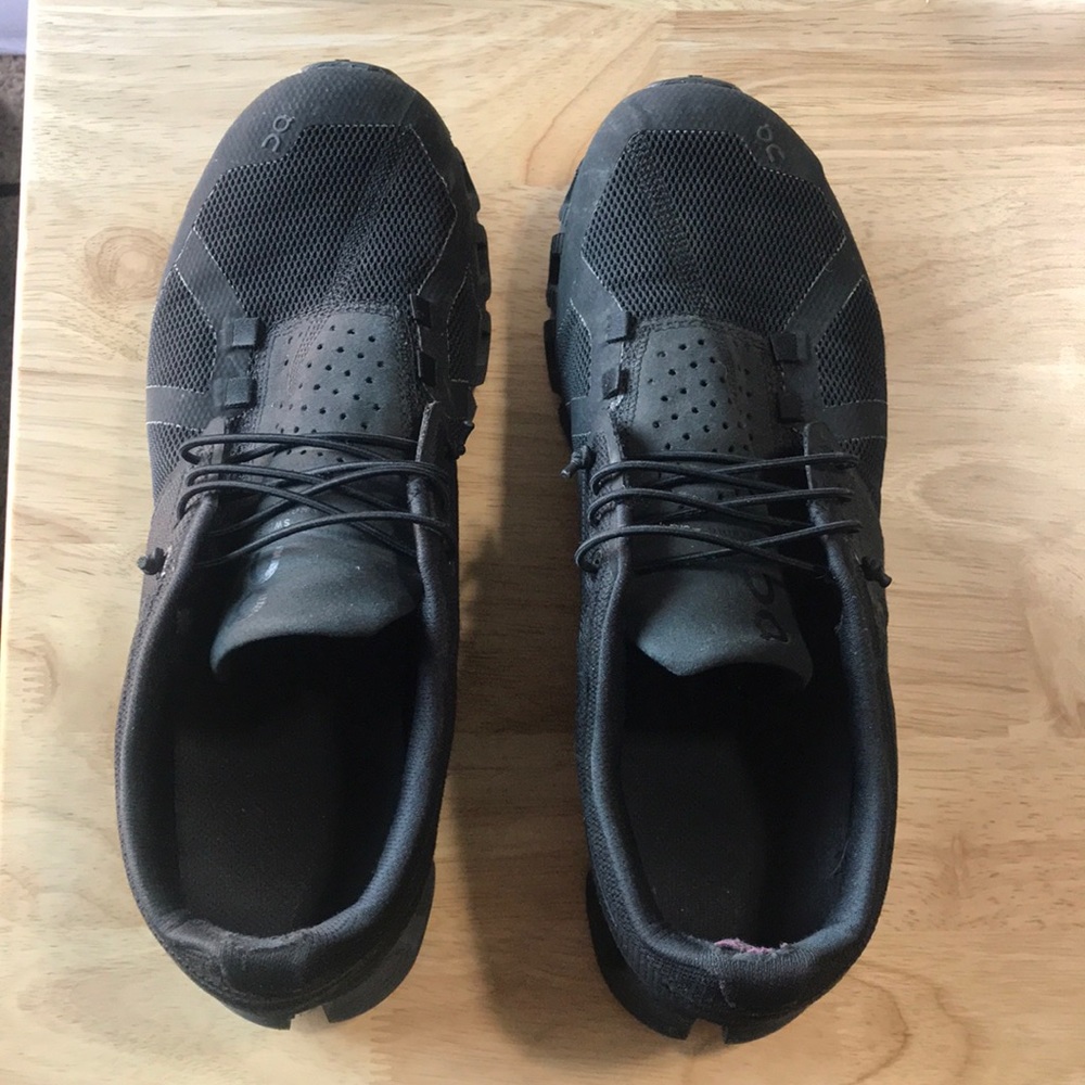 On Cloud 2.0 Running Shoes